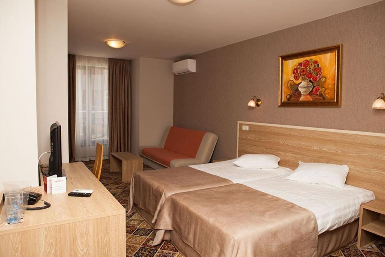 Hotel Motto Eski Zağra Dış mekan fotoğraf